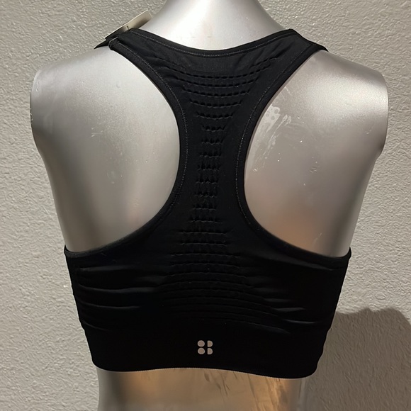 Sweaty Betty Stamina Workout Bra - Picture 7 of 12